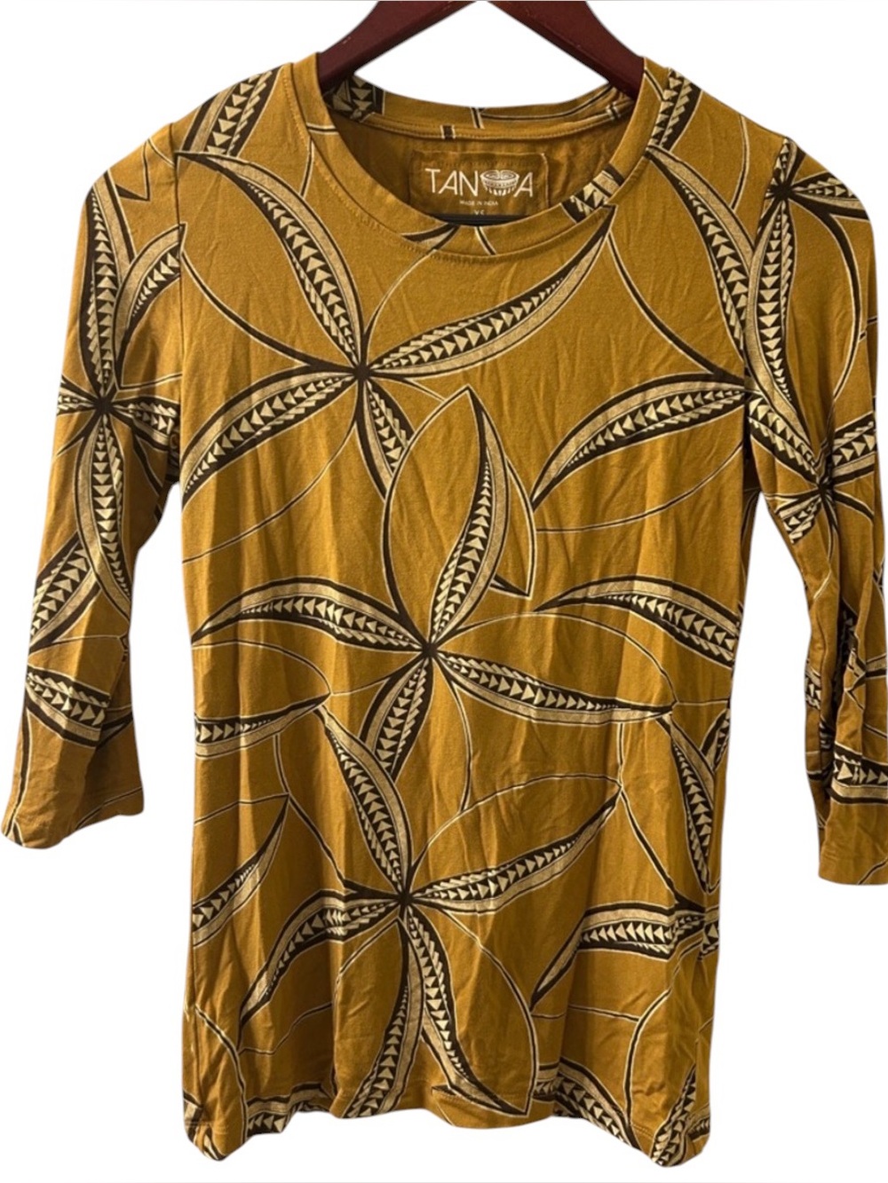 Tanoa Vaitogi Somoa Women’s XS 3/4 Sleeve Top Tribal Floral Pattern Stretch
